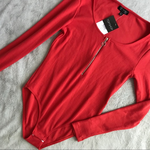 Topshop Tops - NWT Topshop Ring Pull Zip Ribbed Red Bodysuit